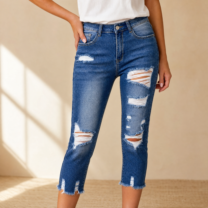 Soft Cotton Frayed-Hem Capri Jeans | Clova Women&