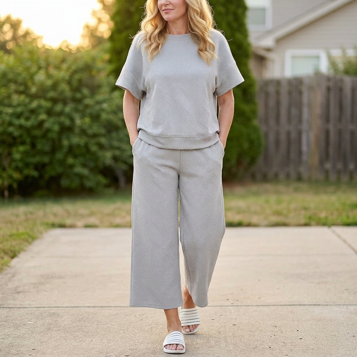 Textured Knit 2-Piece Lounge Set for Real Curves | Clova Women&