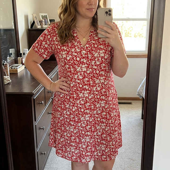 V-Neck Floral Dress with Pockets | Clova Women&